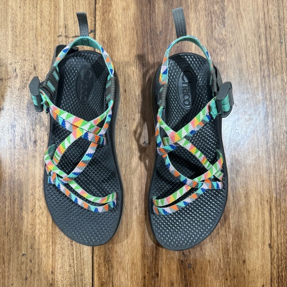 Women’s Chacos - Picture 1 of 5